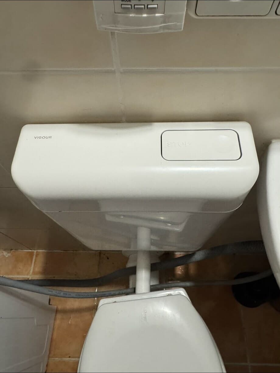 Sanitärinstallation während der Arbeiten